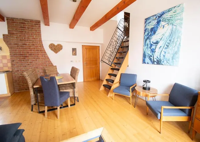 Sirius E In Center Of Cb Apartman *
